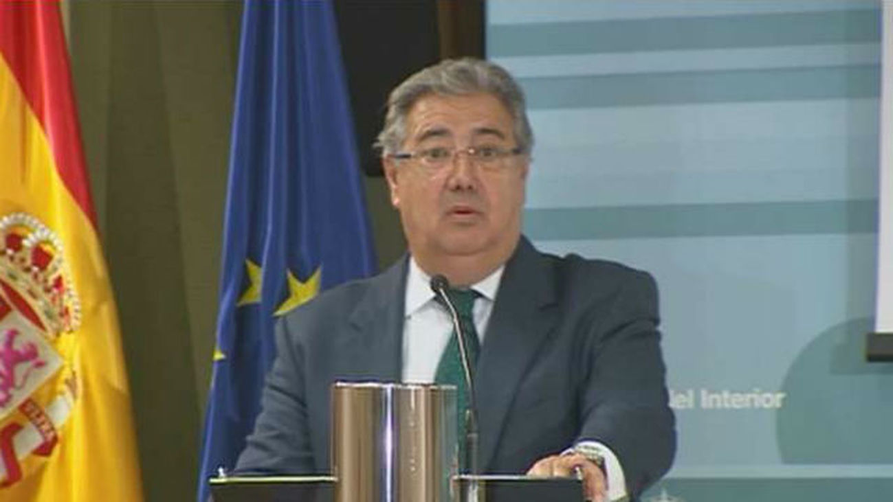 Zoido afirma que no hubo ninguna "injerencia" en la investigación del caso Lezo