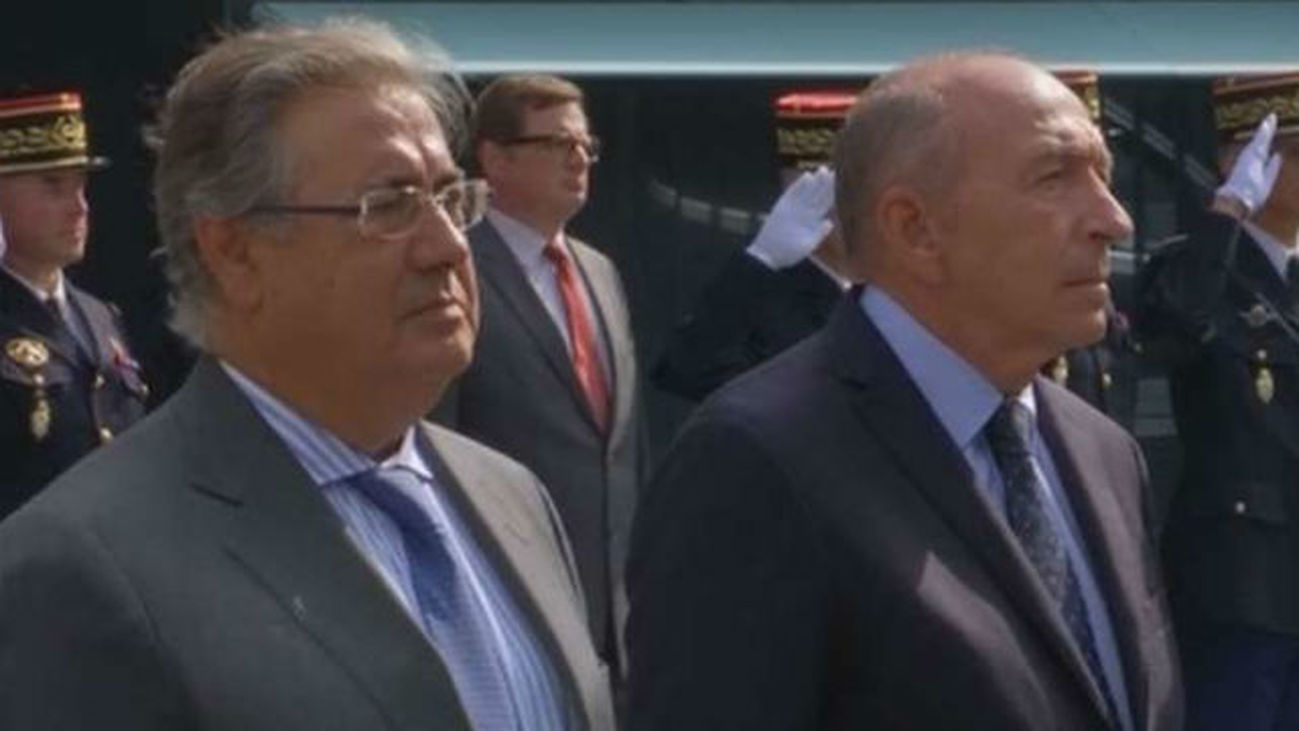 Zoido considera que la colaboración con Francia tras los atentados está siendo clave para esclarecer los detalles.