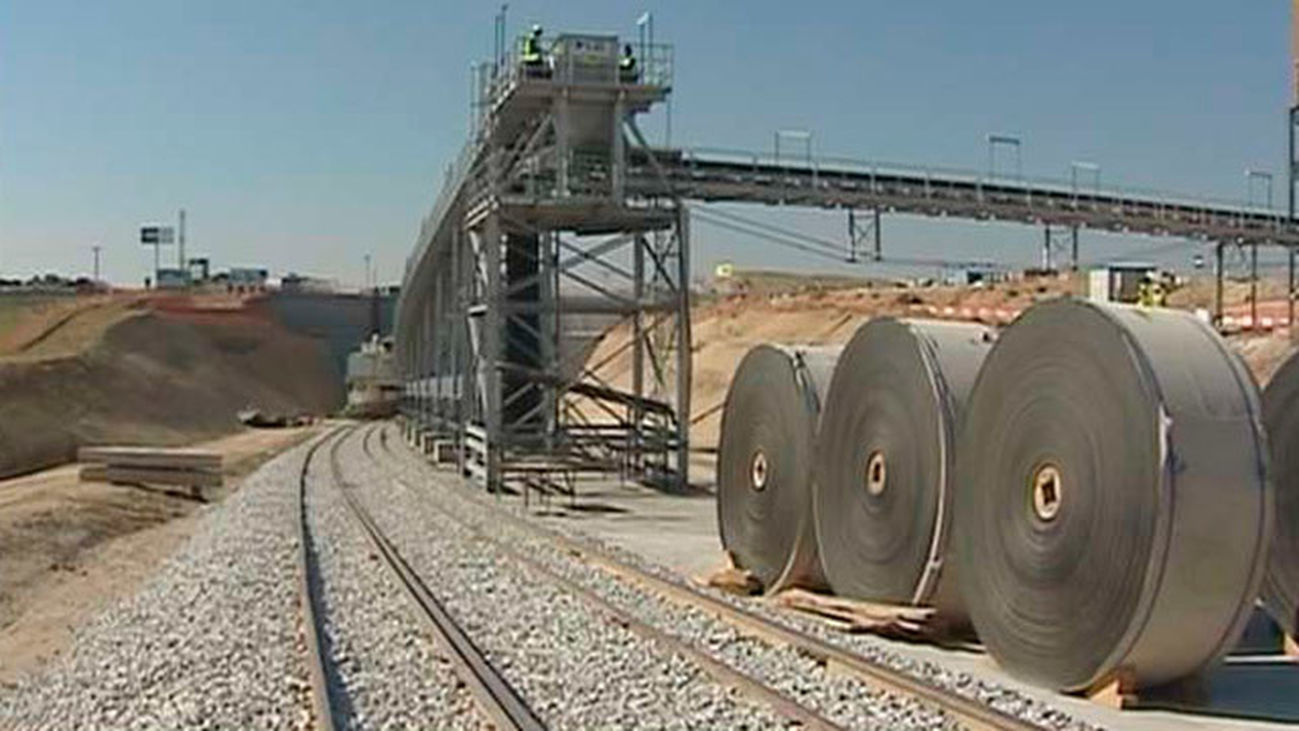 El alcalde de Móstoles acudirá a la vía judicial si es necesario para que se termine la obra del tren a Navalcarnero