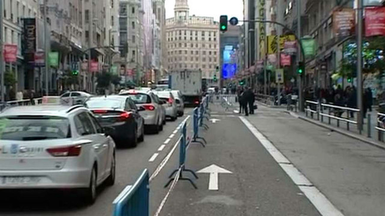 El ayuntamiento reformará las aceras de Gran Vía para facilitar su peatonalización parcial