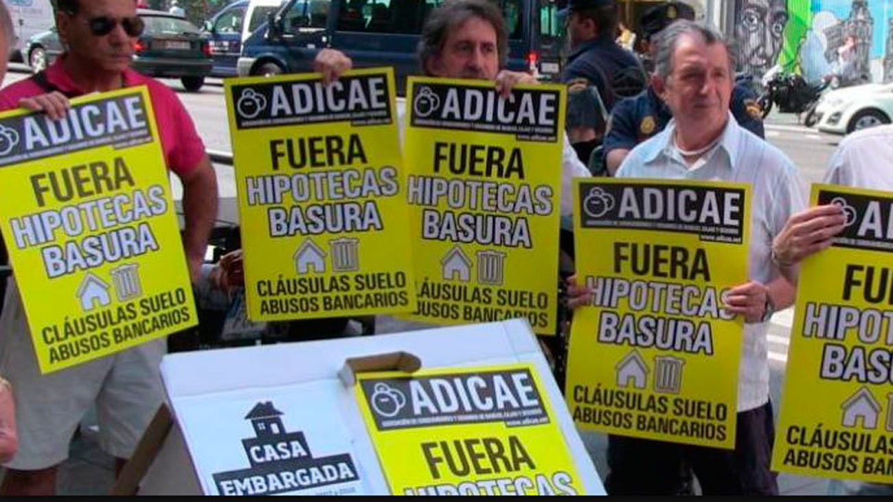 Los bancos deberán devolver todo lo cobrado por las 'cláusulas suelo'. Entrevista al economista Pau Montserrat