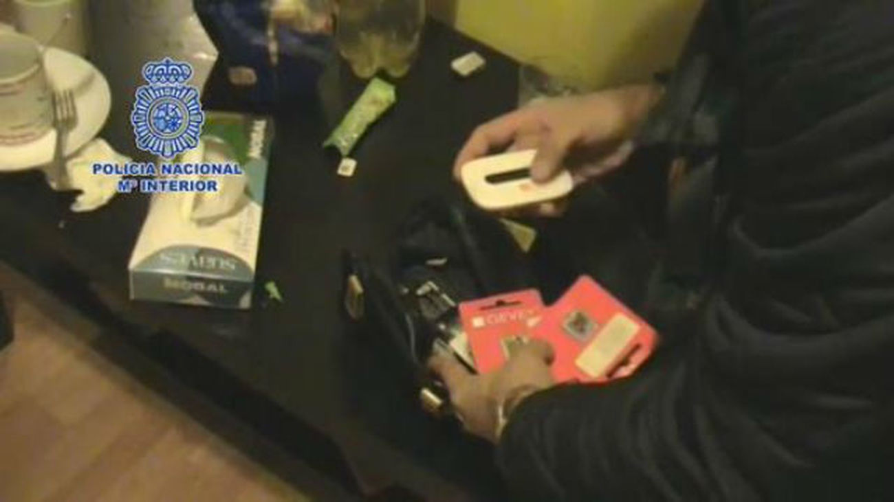 Tres detenidos por vender por Internet medicamentos para provocar abortos