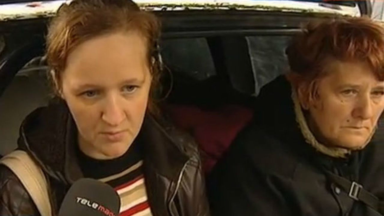 Una familia rumana vive en el aparcamiento de la estación de Renfe de Fuenlabrada