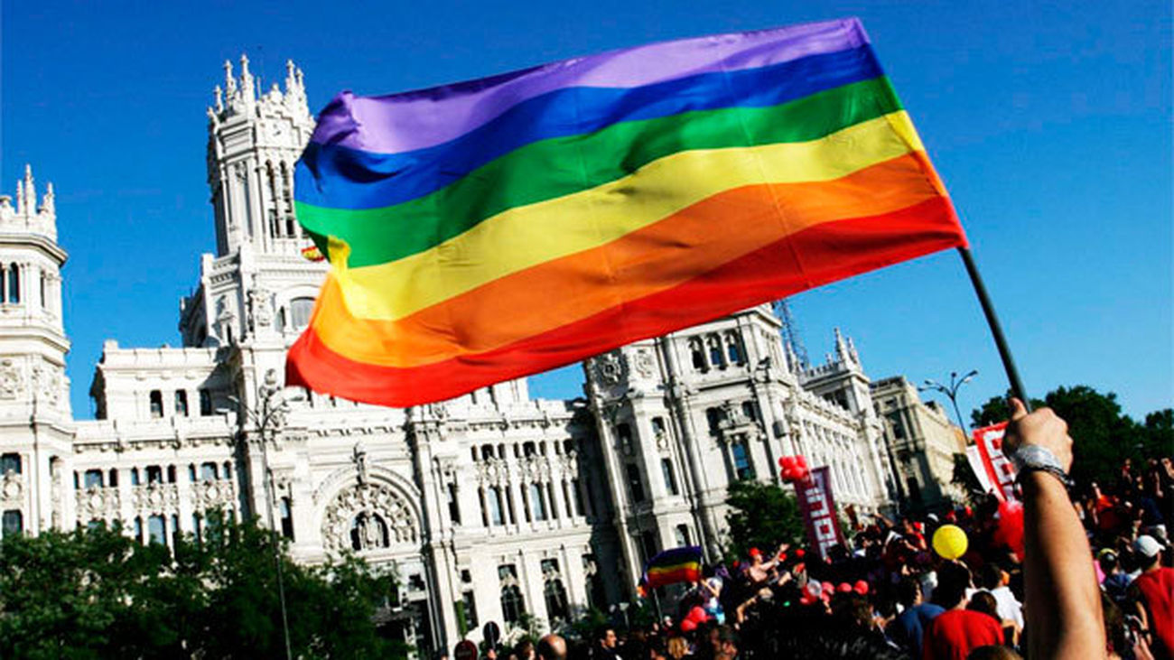 El pregón de las fiestas del Orgullo se traslada a la plaza de Pedro Zerolo