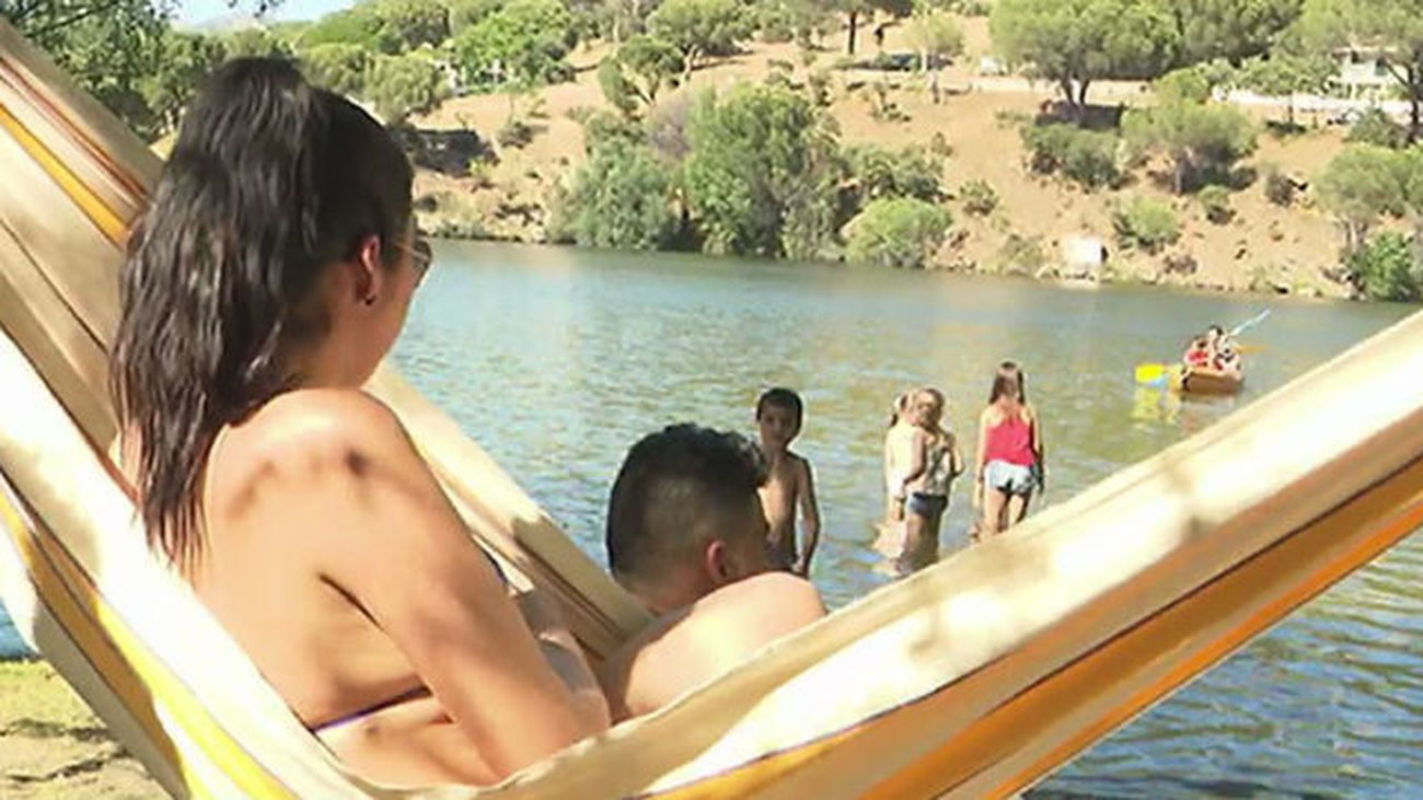 400 guardias civiles garantizán la seguridad de los bañistas en las áreas recreativas de la Comunidad de Madrid