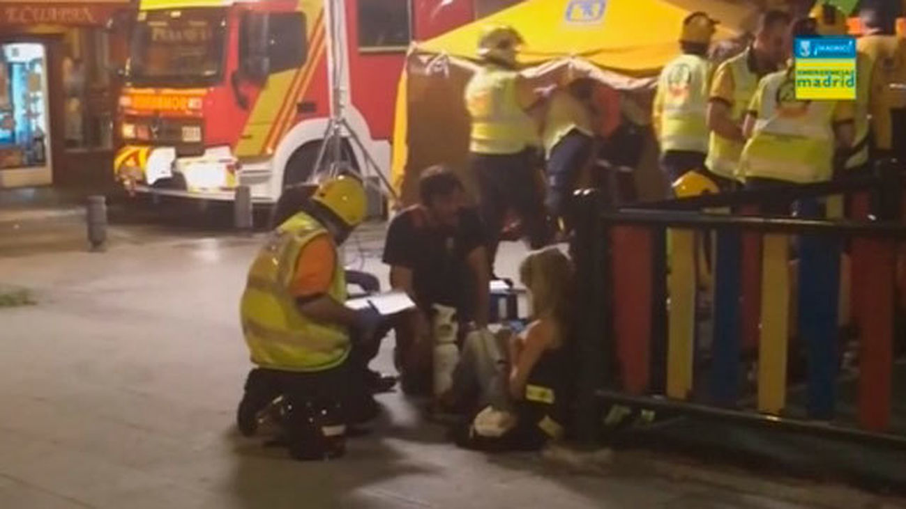 23 intoxicados por humo en un incendio en Vallecas