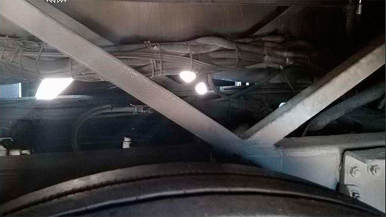 Un menor marroquí, encontrado en la M-30 en el interior de un autobús