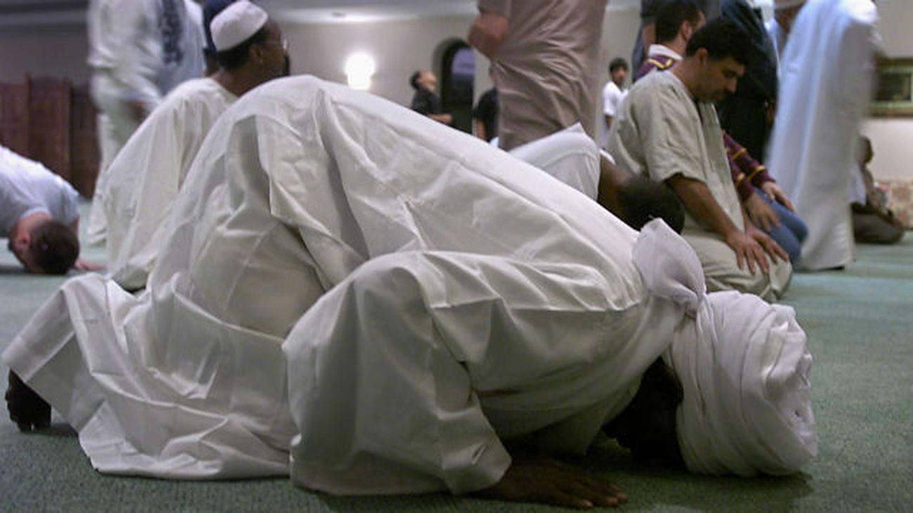 Casi dos millones de musulmanes celebran desde hoy en España el Ramadán