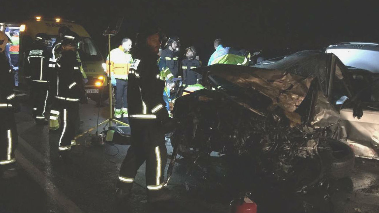 Dos muertos y dos heridos graves tras el choque de dos vehículos en Majadahonda