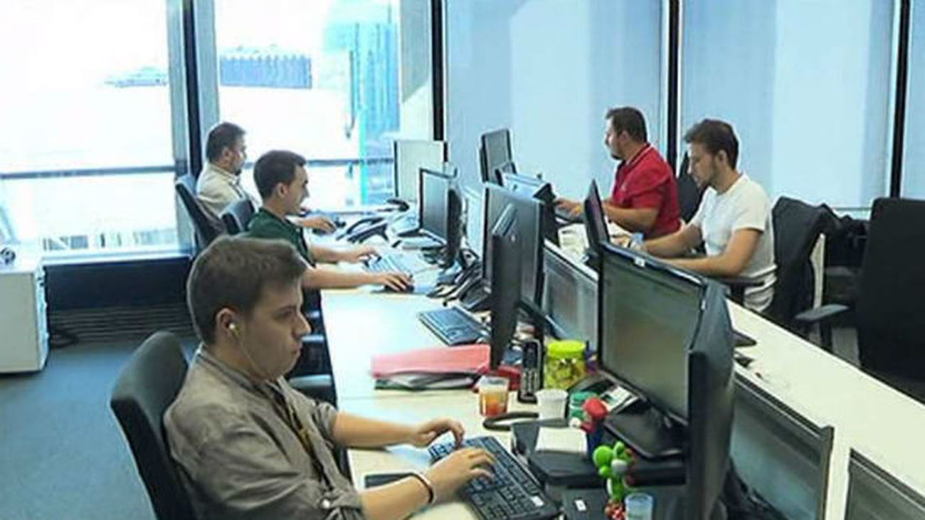 El paro baja en Madrid en el mes de mayo en 12.637 personas, un 2,81%