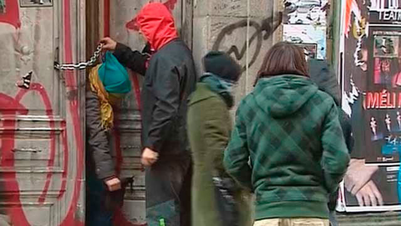 A petición del PP el pleno municipal debate el tema de la ocupación ilegal de viviendas