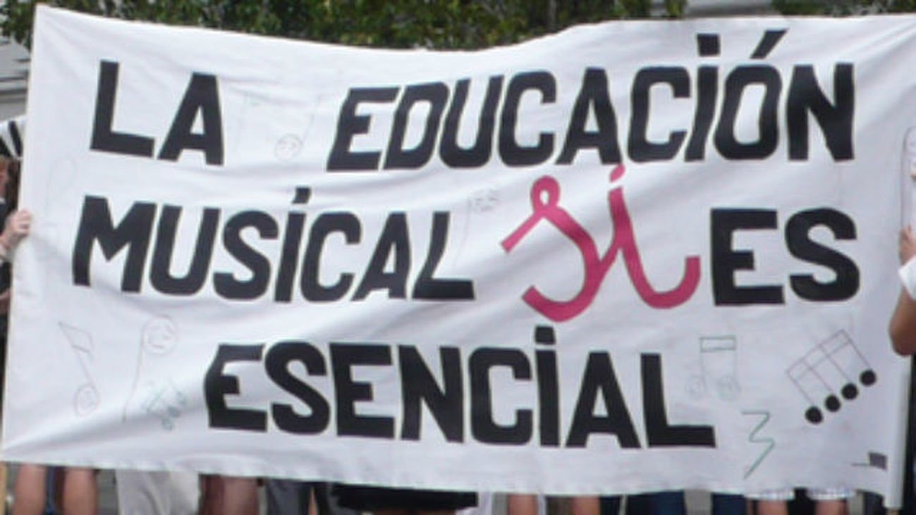 Los trabajadores de las escuelas municipales de música, en huelga