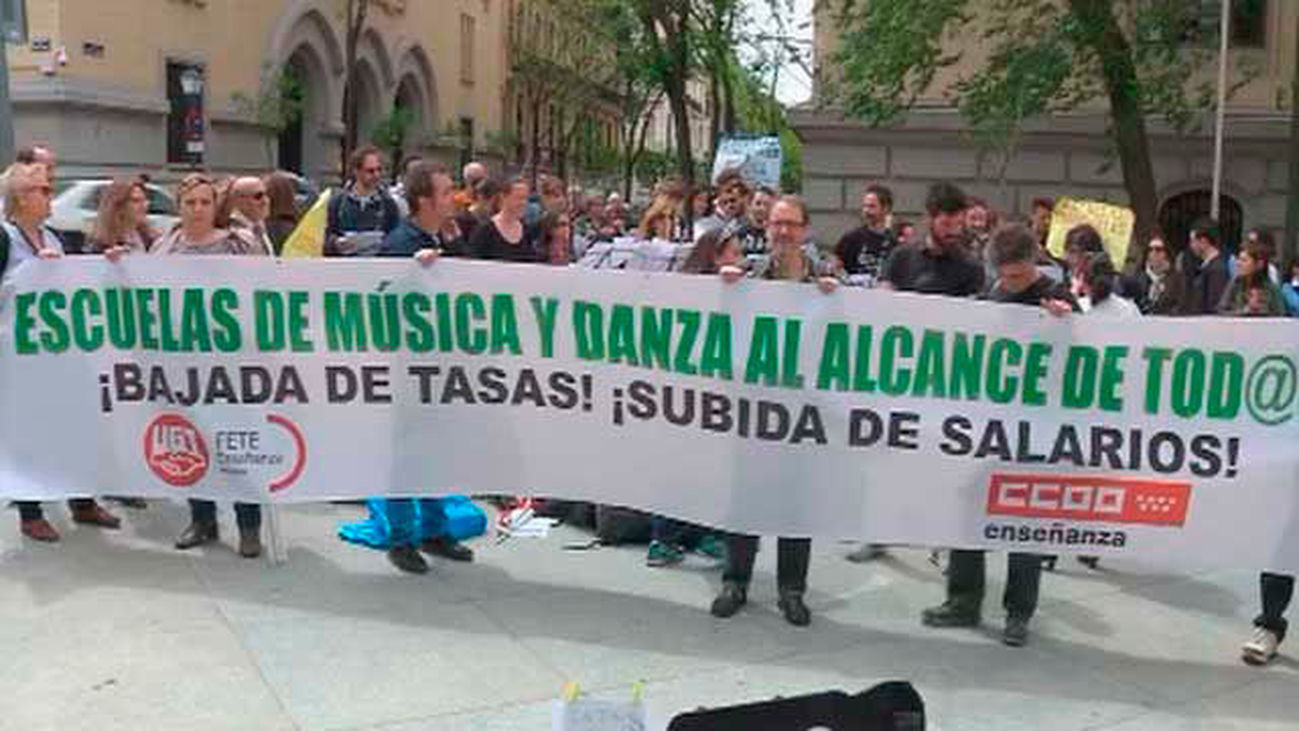Las trece escuelas de música municipales en huelga