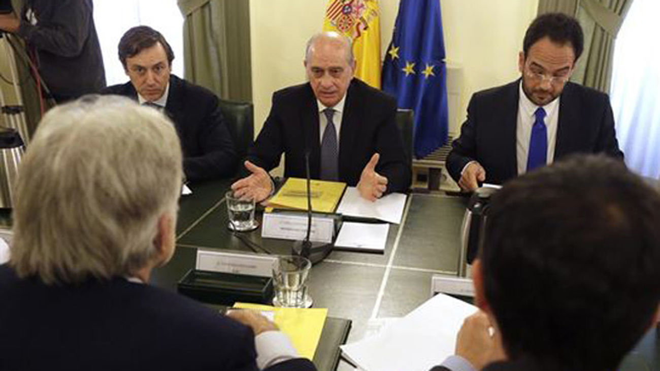 La unidad contra el yihadismo se afianza con la suma de una mayoría política