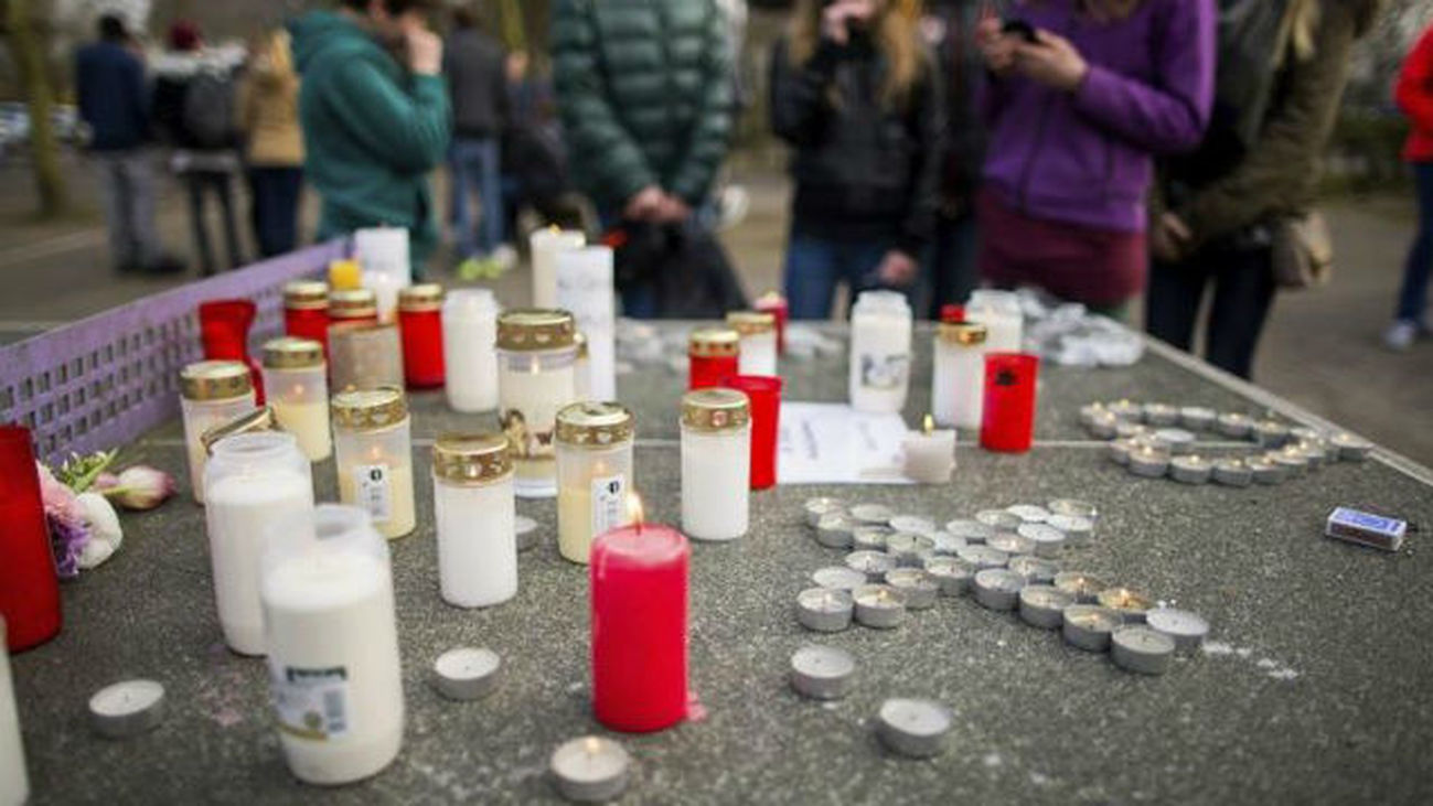 Son 150 vidas rotas. Entre sus historias algunas tan desgarradoras como la de los 16 estudiantes alemanes