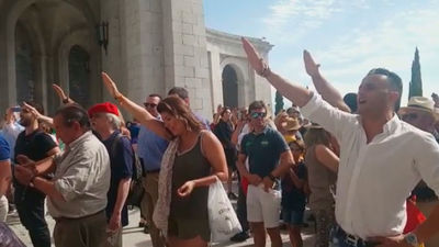 Peregrinación franquista al Valle de los Caídos para protestar por la exhumación de Franco