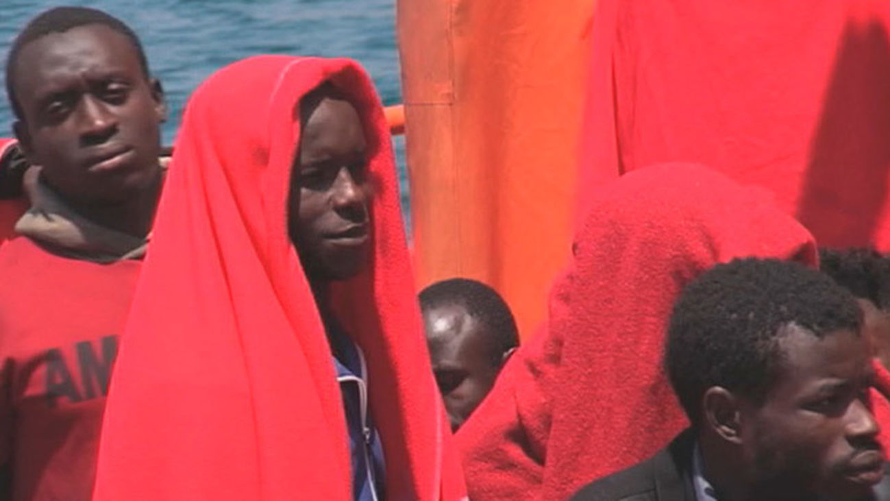 Más de 700 inmigrantes rescatados frente a las costas andaluzas en dos días