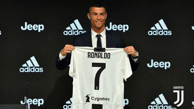 Cristiano Ronaldo: "El Juventus no es un paso atrás, siempre es adelante"