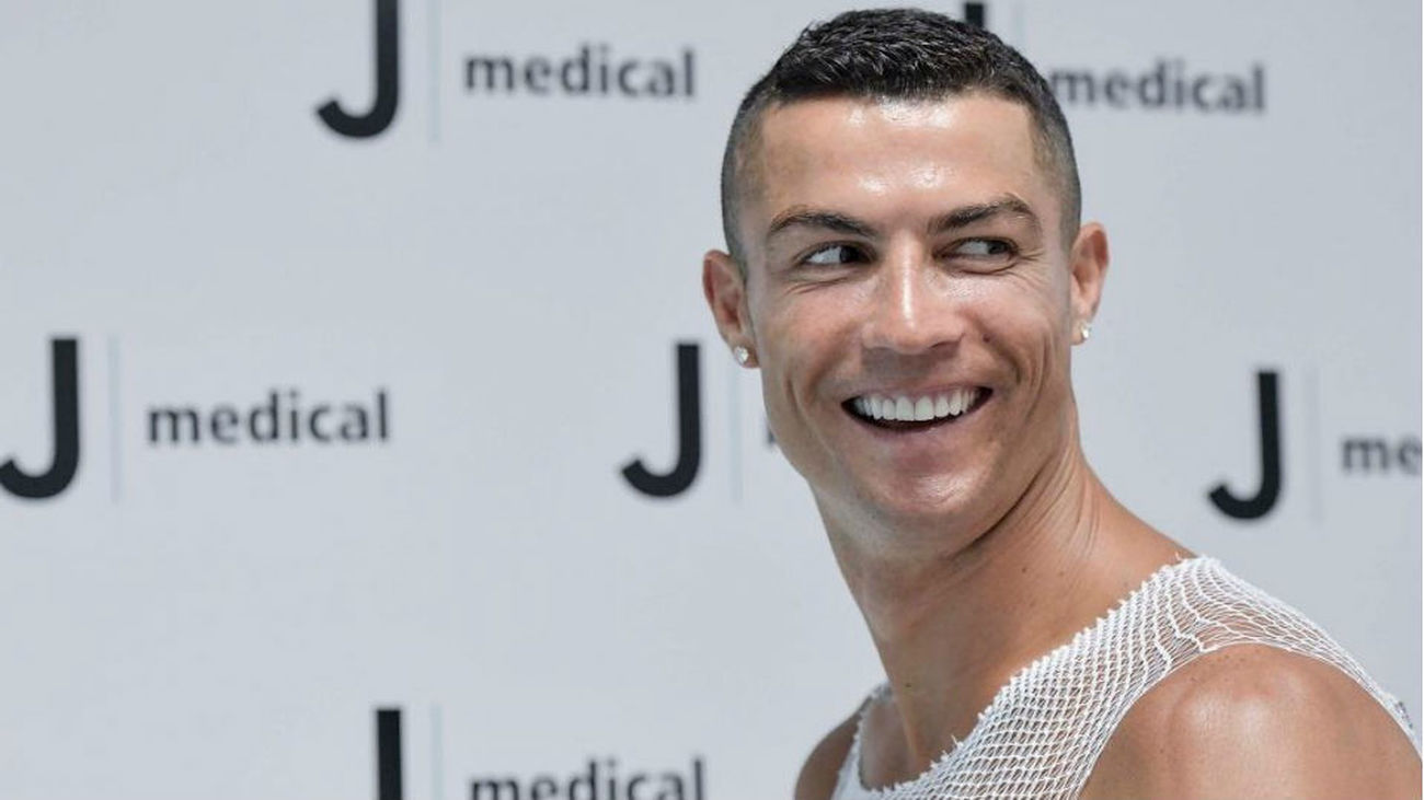 Cristiano pasa reconocimiento médico con el Juventus