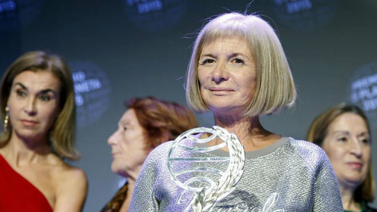 Alicia Giménez Bartlett gana el Premio Planeta con una novela de corte social