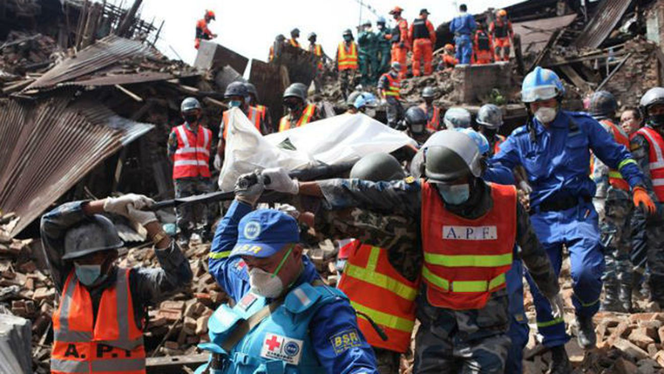 El padre Ángel y su ONG Mensajeros de la Paz se desplaza a Nepal para prestar su ayuda