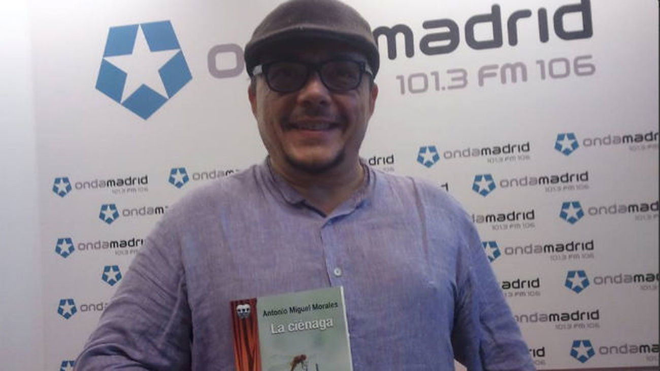 Antonio Miguel Morales nos habla de su obra de teatro 'La ciénaga'