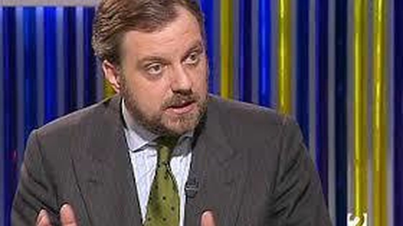 Aristegui deja su puesto como embajador de España en la india