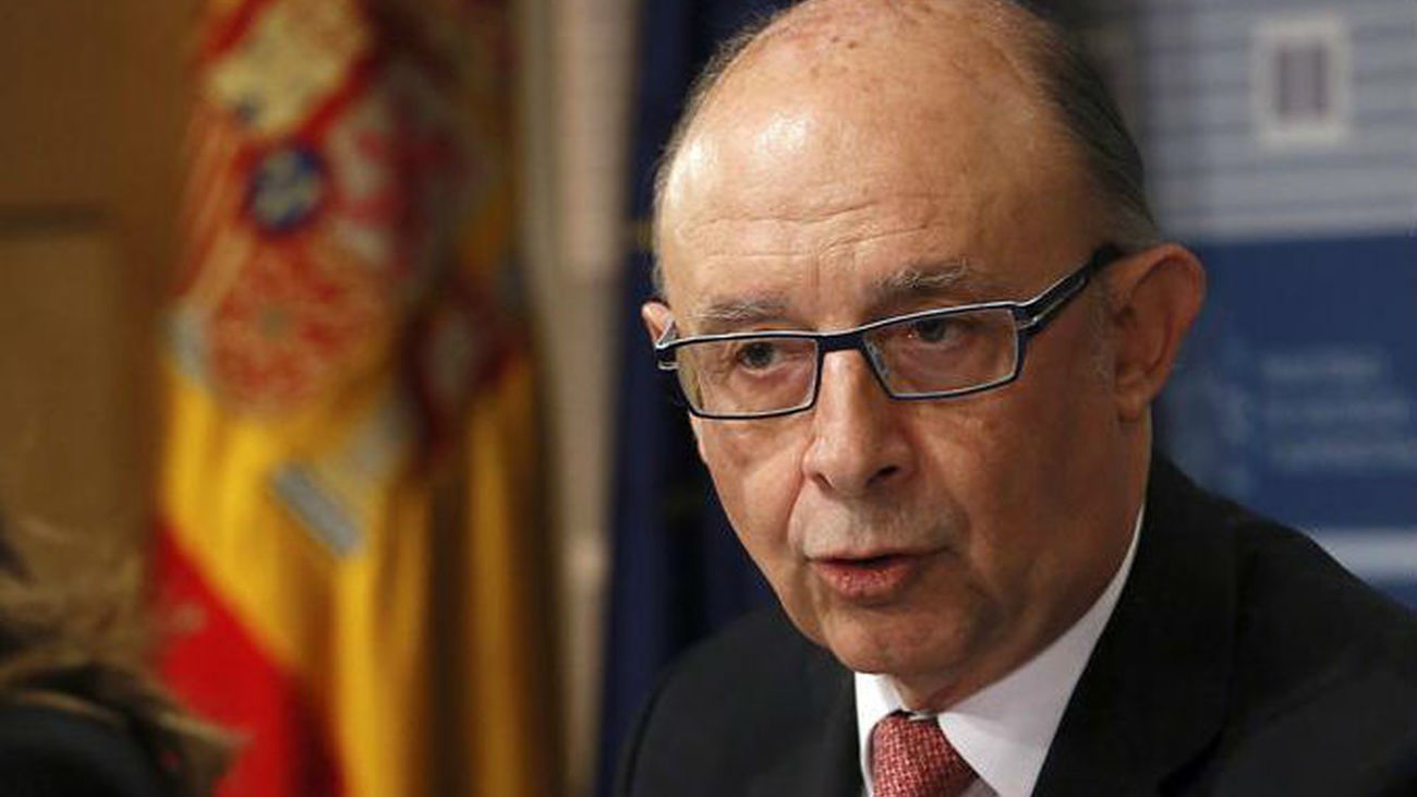 Ayuntamientos de Madrid, Zaragoza, Valladolid, Valencia y cabildos insulares contra Hacienda