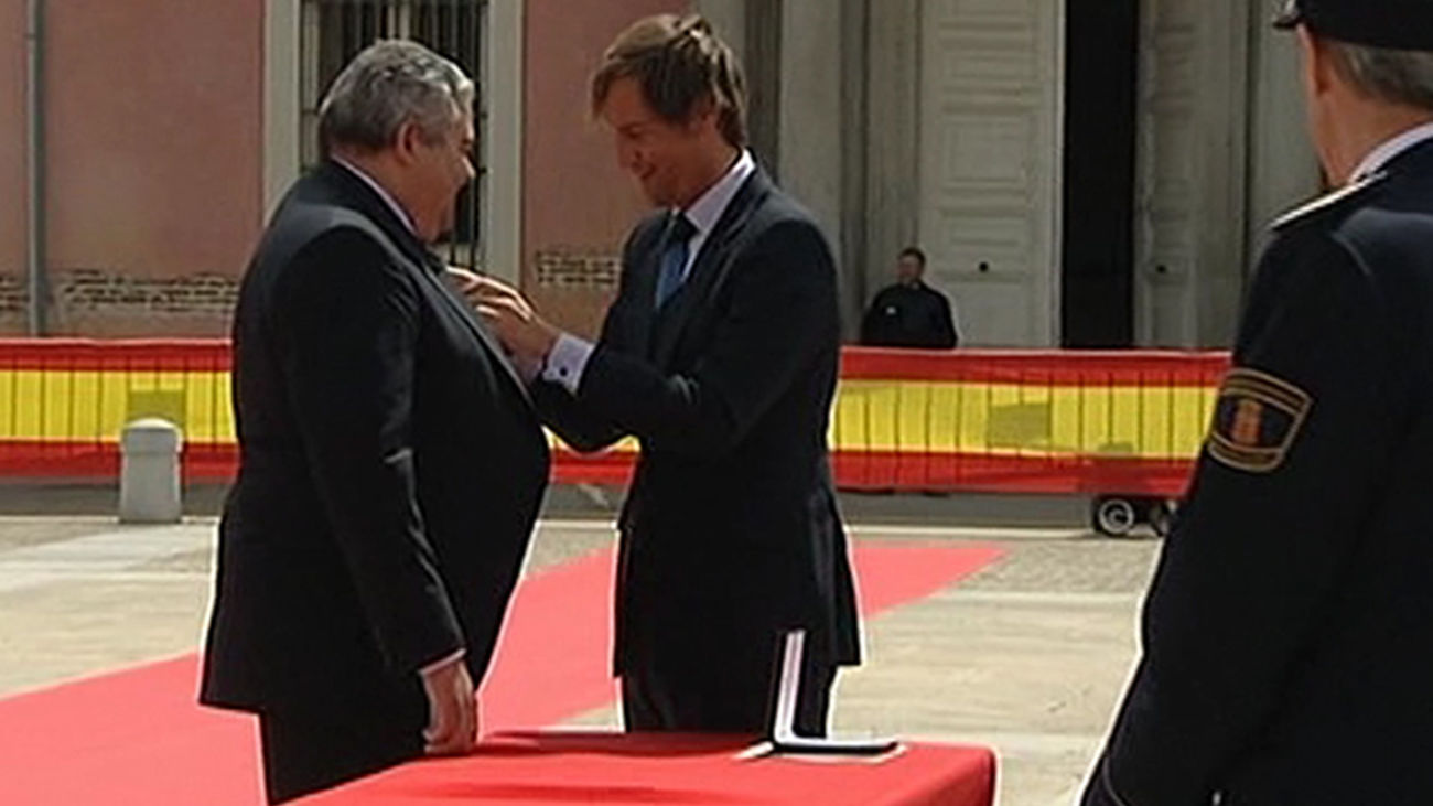 Boadilla homenajea a más de 30 policías y ciudadanos particulares