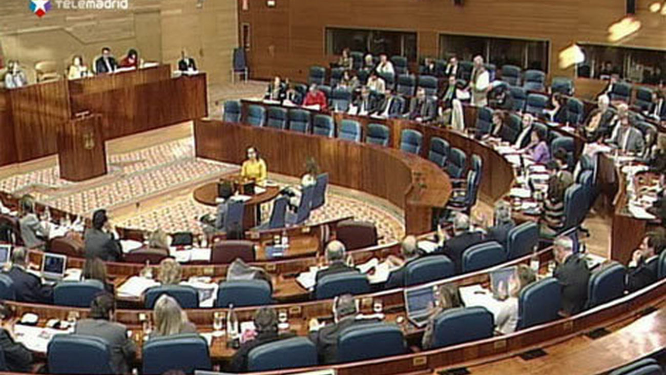 El caso de Carmen, la octogenaria deshauciada de su casa de Vallecas remueve conciencias