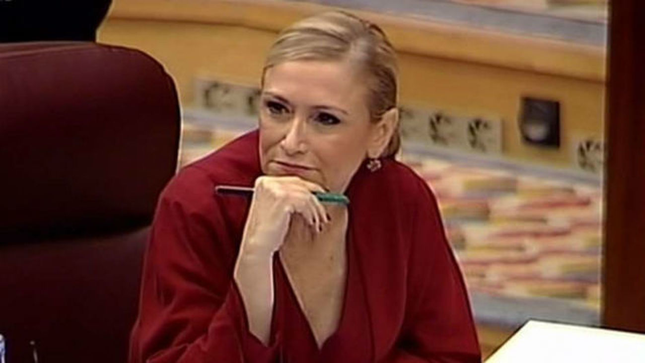 Cifuentes pide a los políticos mayor cercanía con sus votantes