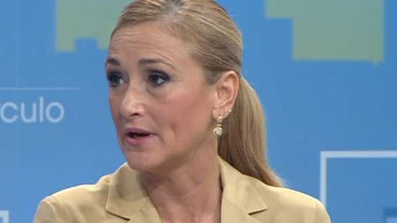 Cifuentes recibe el alta hospitalaria y continuará su recuperación en casa