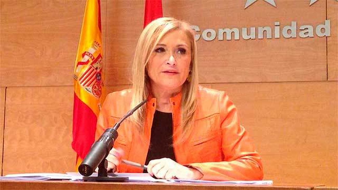 Cifuentes reconoce que los datos del paro no son buenos pero está relativamente satisfecha porque es mejor que la media