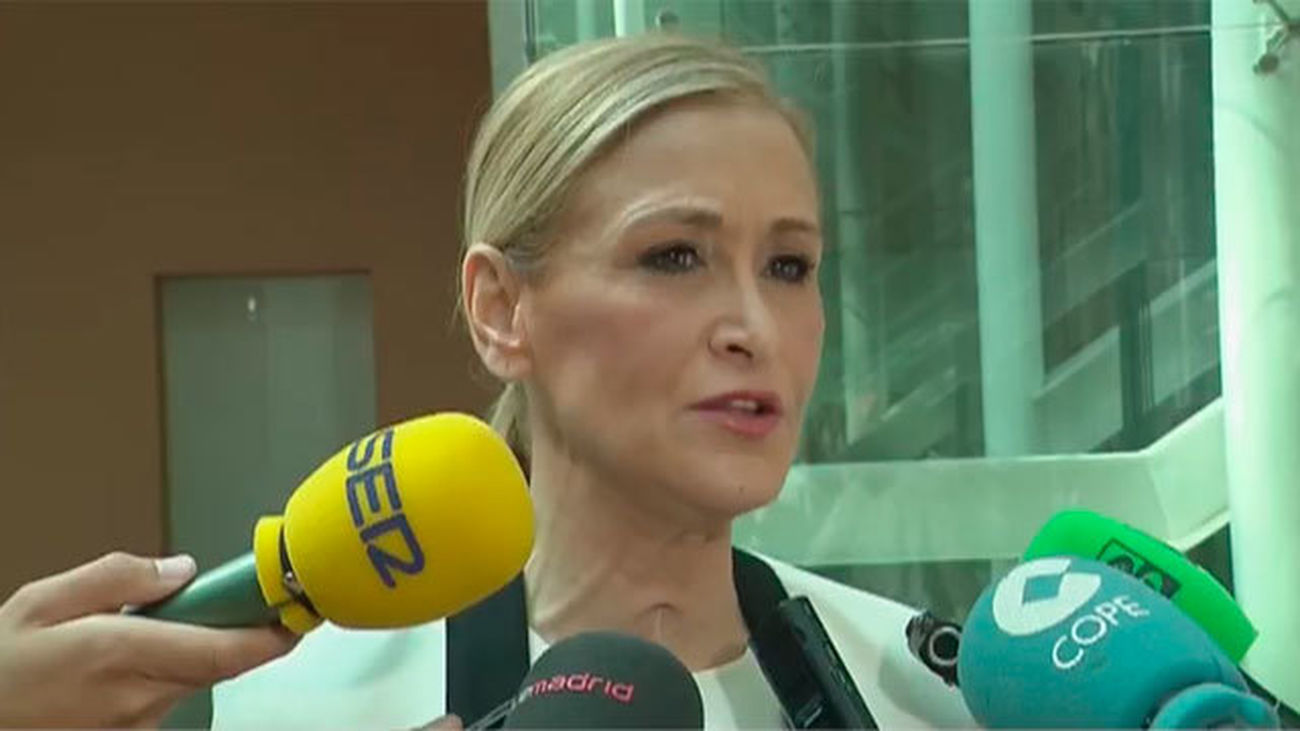Cifuentes dice que trabajará hasta que 418.405 parados en Madrid tengan empleo
