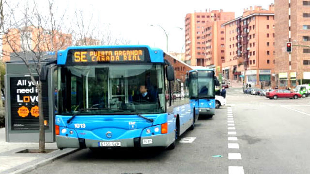 Comienza a prestar servicio el autobús que une la Cañada y Vicálvaro