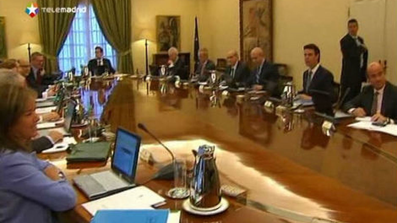 Consejo de Ministros Extraordinario para aprobar la Ley de Sucesión