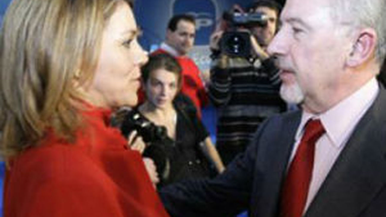 Cospedal se opone a una comisión de investigación sobre Rato porque ante actividades privadas debe actuar la Justicia