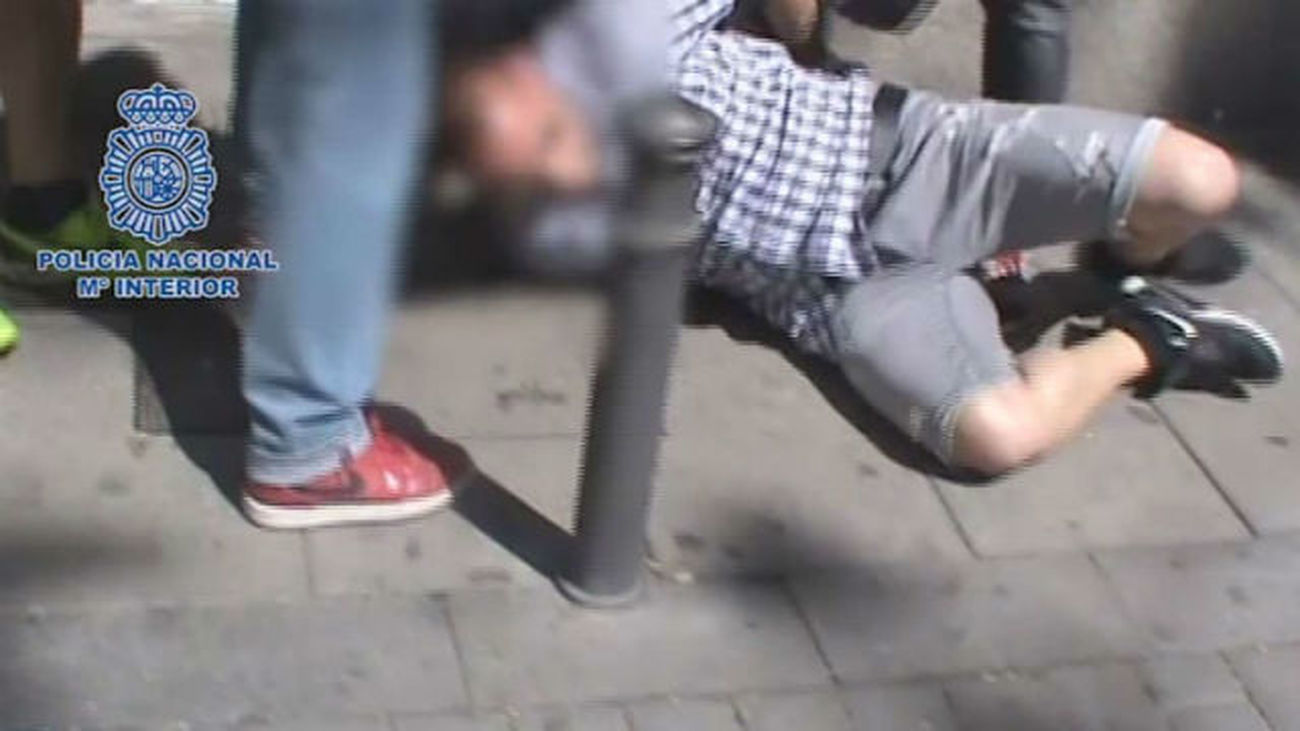 Detenido en Lavapiés un peligroso atracador que asaltaba bancos con pistola