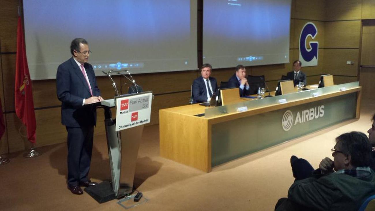 Enrique Ossorio presenta el Plan Activa Sur a empresarios de Getafe