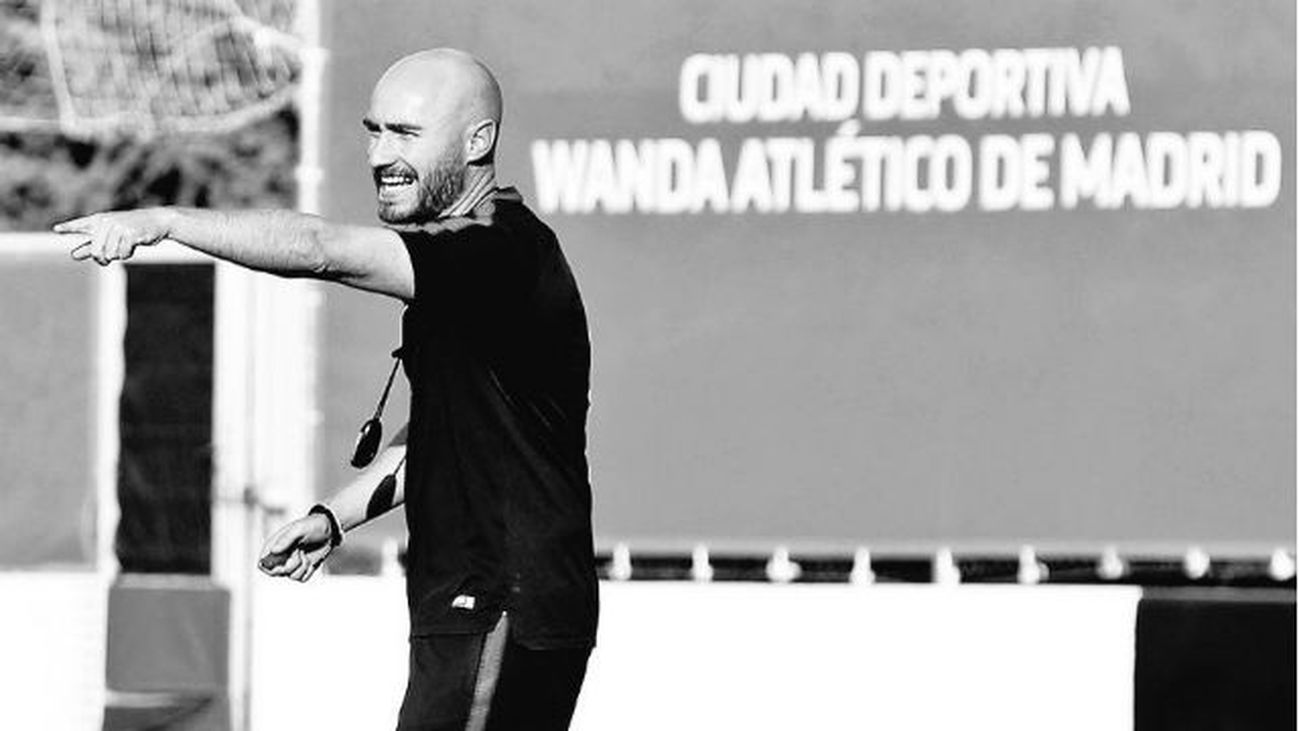 Entrevista al entrenador del At. Madrileño, Carlos González