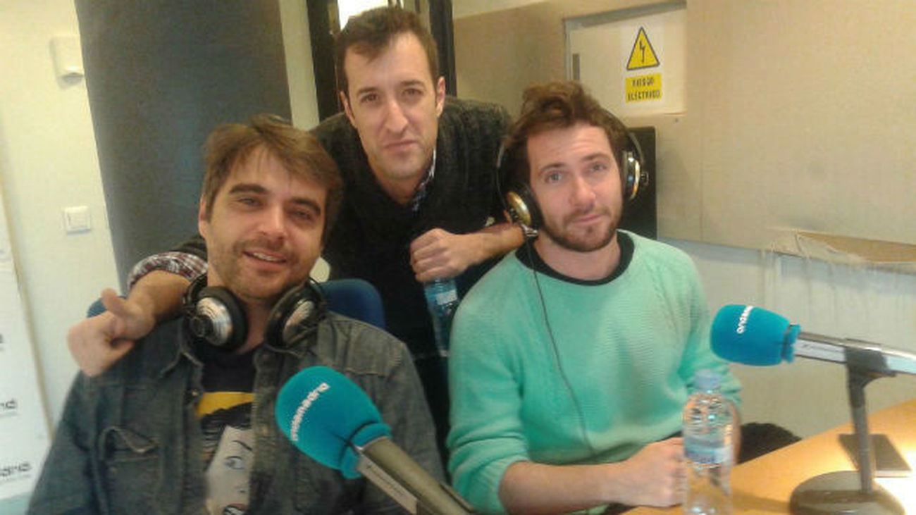 Entrevista a César Lucendo, Nacho López y David Mora de la obra de teatro 'El contador del amor'