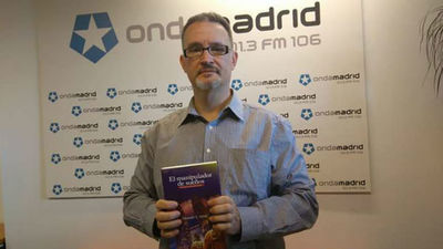 Entrevista a Eduardo Sánchez Aznar, autor de la novela 'El manipulador de sueños'