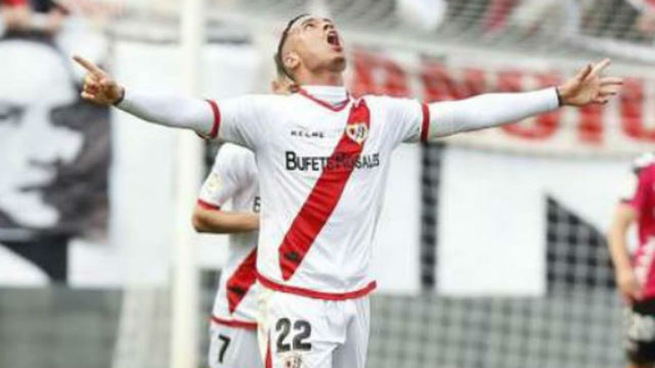 Entrevista a Raúl de Tomás, jugador del Rayo Vallecano