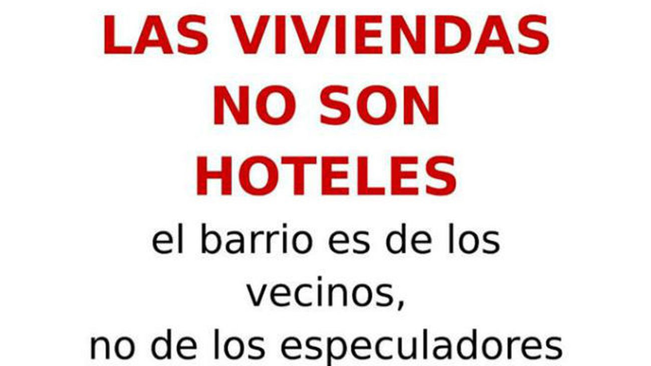 Entrevista a Víctor Rey, presidente de la Asociación Vecinal Sol y Barrio de las Letras, sobre los apartamentos turísticos