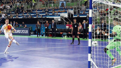 Felicitamos a Lin por marcar el penalti que mete a España en la final del Europeo