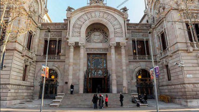 La Fiscalía Superior de Cataluña ha presentado una querella contra el Govern por desobediencia, prevaricación y malversación