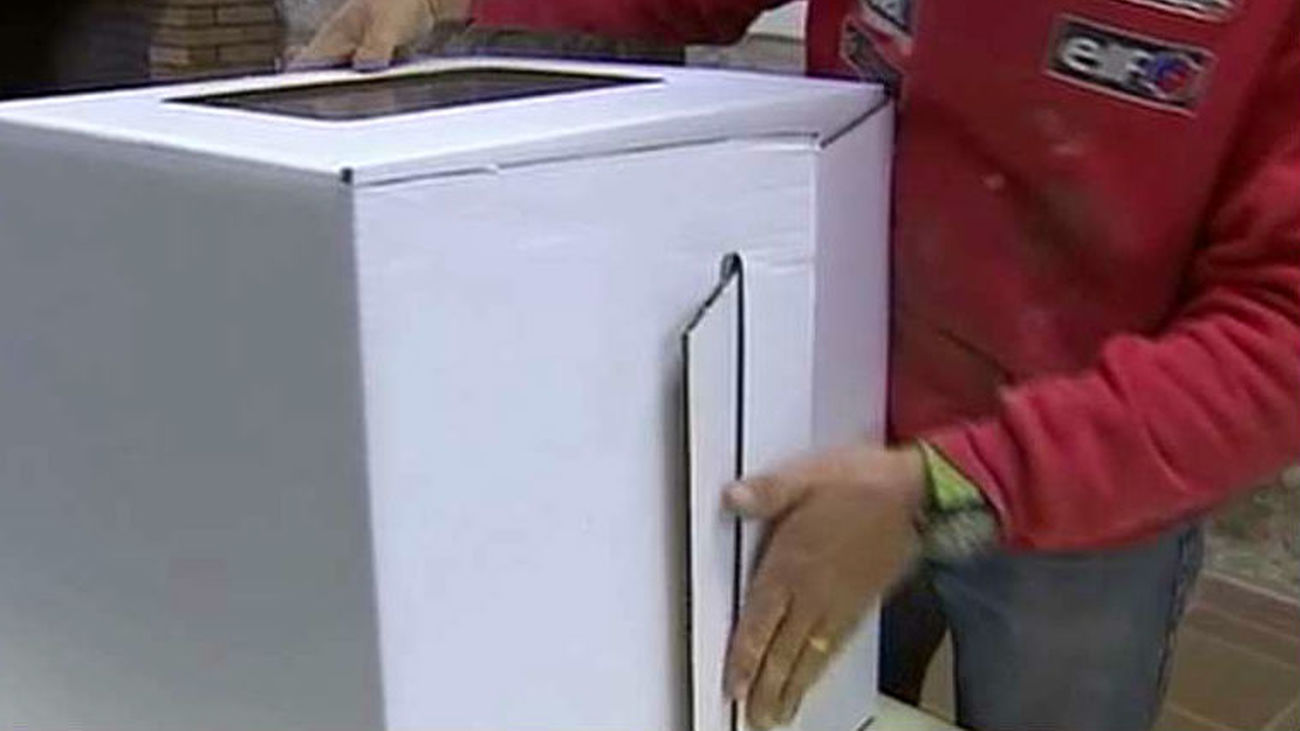 El Gobierno catalán reactiva la compra de urnas  para el referéndum del 1 de octubre