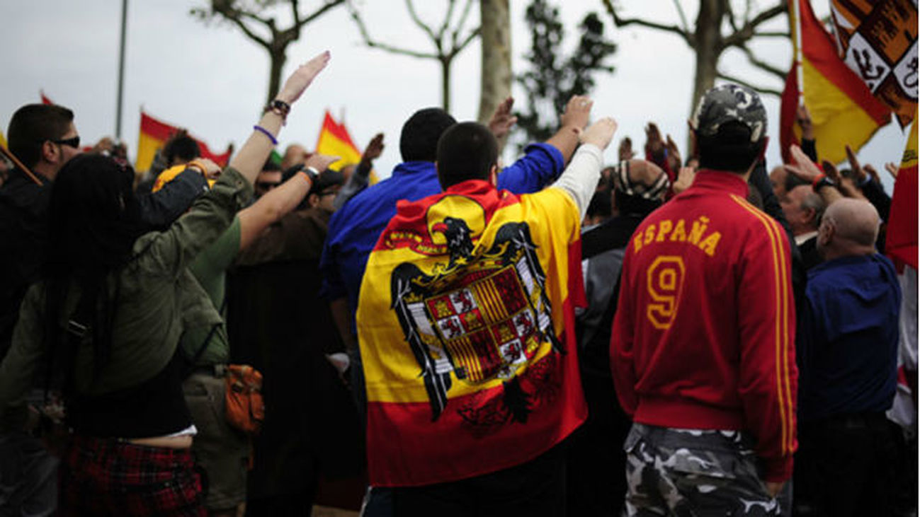 El Gobierno se compromete a expulsar a todos los ultras del fútbol