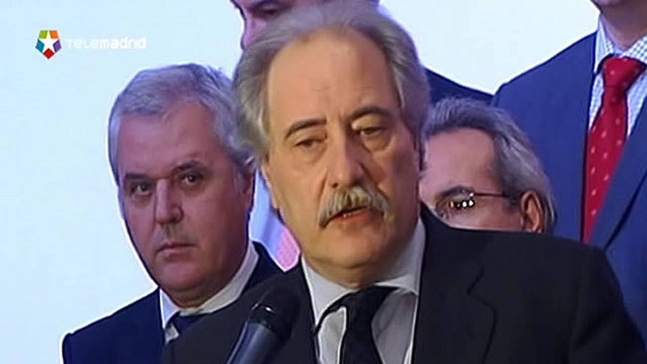 Hernandez Molto, ex presidente de Caja Castilla-La Mancha, pide la baja en el PSOE tras pedir la fiscalía dos años y medio de c