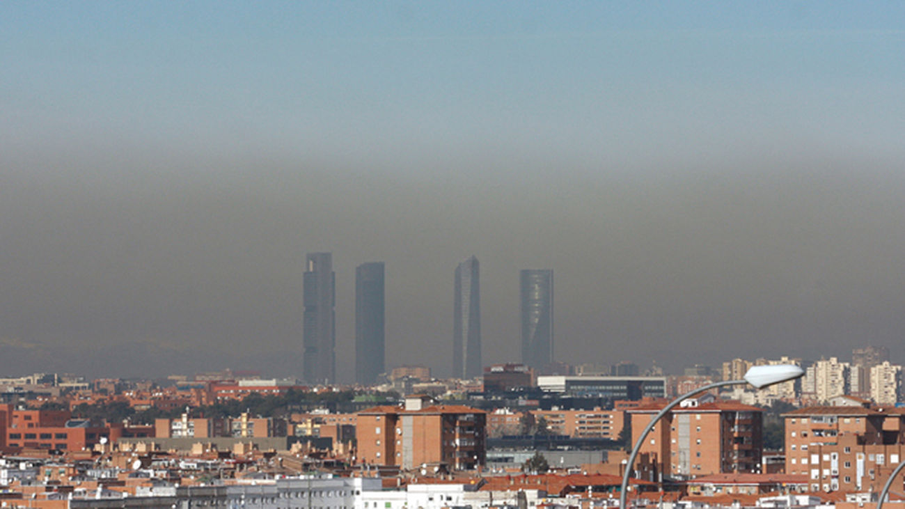 Hoy entra en funcionamiento el nuevo protocolo del Ayuntamiento de Madrid para episodios de alta contaminación